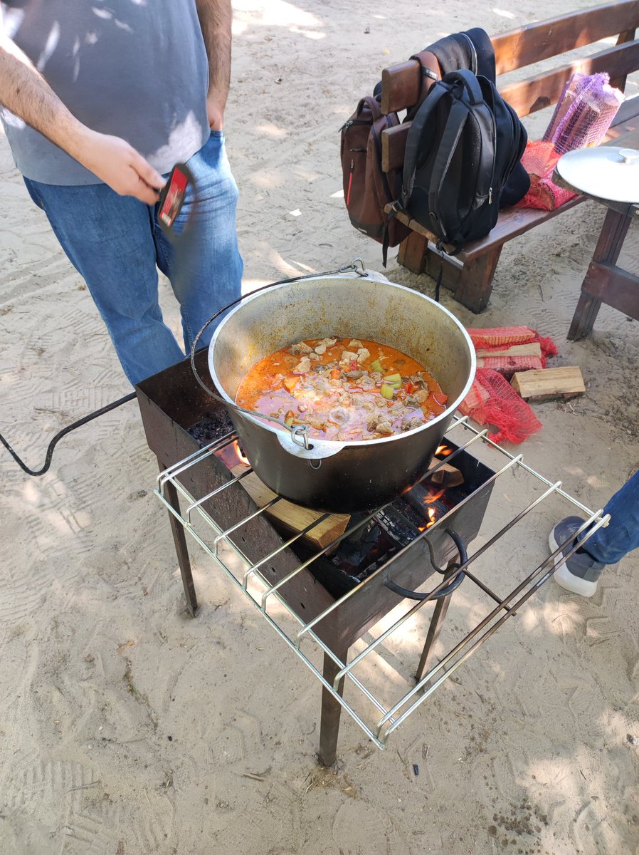 sabrina_zeidan's tweet photo. Last weekend 🇺🇦 #WordPress gathered to cook and eat Bograch together (traditional Transcarpathian meat soup slow cooked on fire).
In the middle of the war, I can't think of a better mental health session.
#WPKyiv https://t.co/4GTcWSMkmG