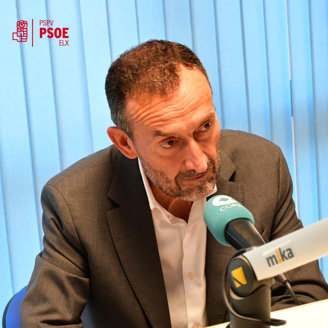 PSOE_Elx's tweet photo. Entrevista a nuestro candidato a la Alcaldía @CarlosGlez2021 en 📻 @COPEElche (100.8 fm).
Puedes escucharla 🔴 EN DIRECTO aquí: https://t.co/kX6DCptIpx
#psoeelx #elche #aelchelevabien #copeelche https://t.co/PDkgKyYyZe