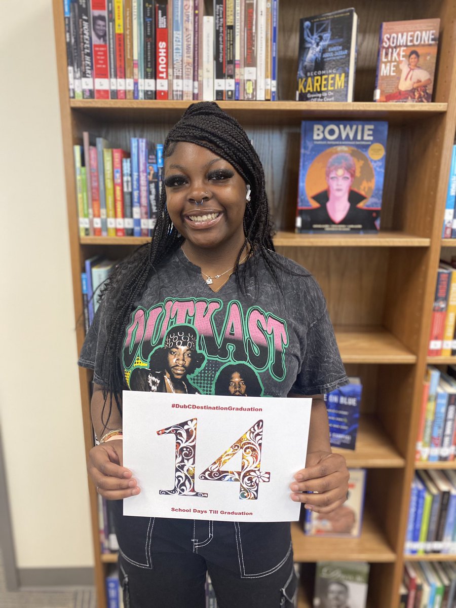 DubCLions's tweet photo. 1️⃣4️⃣ school days ‘till #TheNewEraClassOf2023 #DubCDestinationGraduation 🎓 counting down to June 13th! #sen23r Karoda! #expectationofexcellence #LionPrideNationwide #neveradullmomentatthedub #oohtobeaLION https://t.co/xEWdS9F2X7