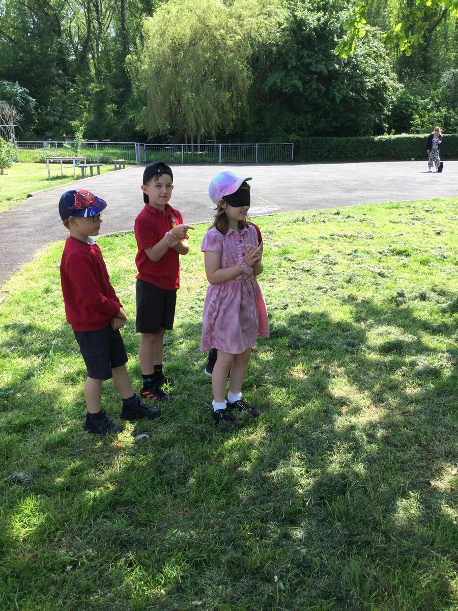 Cardiff2021's tweet photo. This morning we’ve been learning to follow instructions and trust our friends! @LlanmartinPrim #ambitiouscapablelearners https://t.co/9y9NiBndVC