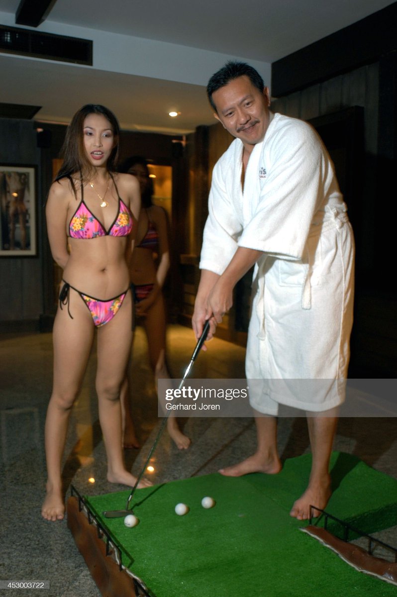 arnameraiwa's tweet image. ใครที่เพิ่งตามการเมืองละอวยชูวิทย์นี่แบบไม่รู้จะว่าไงดี ไอ้เราก็ทันสมัยเขาหากินกับอาบอบนวดอะ กับข่าวรื้อบาร์เบียร์อะยุค 2000s