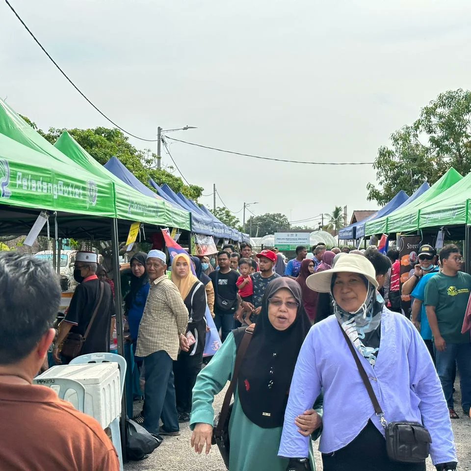 LPP_MALAYSIA's tweet image. 𝐏𝐑𝐎𝐆𝐑𝐀𝐌 𝐉𝐔𝐀𝐋𝐀𝐍 𝐀𝐆𝐑𝐎 𝐌𝐀𝐃𝐀𝐍𝐈 @𝐏𝐄𝐋𝐀𝐃𝐀𝐍𝐆 𝐎𝐔𝐓𝐋𝐄𝐓  𝐏𝐄𝐑𝐓𝐔𝐁𝐔𝐇𝐀𝐍 𝐏𝐄𝐋𝐀𝐃𝐀𝐍𝐆 𝐊𝐀𝐖𝐀𝐒𝐀𝐍 𝐋𝐄𝐃𝐀𝐍𝐆 𝐓𝐀𝐍𝐆𝐊𝐀𝐊, 𝐉𝐎𝐇𝐎𝐑

Tekan Link👇🏻
m.facebook.com/story.php?stor…