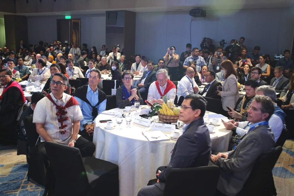 PeterKellNZ's tweet photo. Kudos to @mindagovph for a successful 2nd Mindanao Development Forum! Aoteroa 🇳🇿 is committed to sustainable peace & development in Mindanao! Padayon sa pag-uswag! Photos @pnagovph @mindanaotimes https://t.co/PUjPbqUGEh