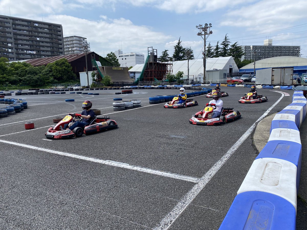 tsuyomo32's tweet photo. 昨日シティカートにて
第8回SHIMOMURA Racing KART eventを行いました😊

今回は23名の方に参加していただきました✨
みなさんありがとうございました🙇‍♂️

残念ながらシティカートは閉店してしまいますので、次回はまた違うところでできるように考えていきます👍
これからもよろしくお願い致します‼️ https://t.co/qvN2jxkJau
