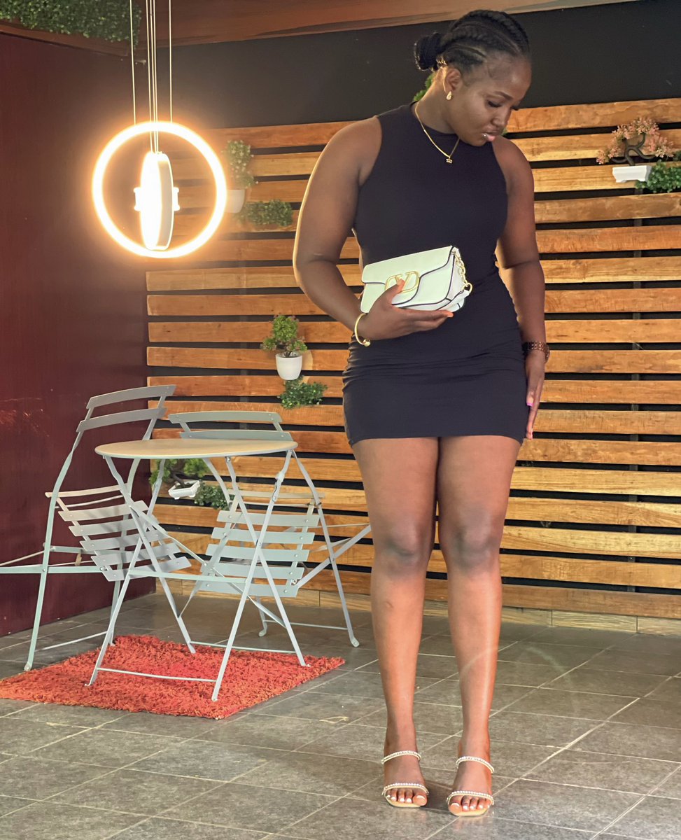 Big Gina🌹🌹 on Twitter "Relationship no hard nah you dey look for fine girl Weytin do me?"