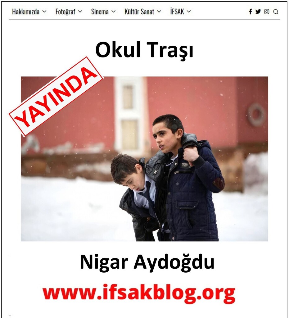 Yeni yazı yayımlandı.

Nigar Aydoğdu "Okul Traşı” yazısıyla İFSAK Blog’da. Yazıyı okumak için bit.ly/3Me0FLy
Film herkesin yaşadığı, deneyimlediği bir dönemi anlatıyor. Tüm erkek çocukları okullarımızda okul tıraşı azarı işitmiştir değil mi? Ya kızlar!

 İFSAK Blog’a a…