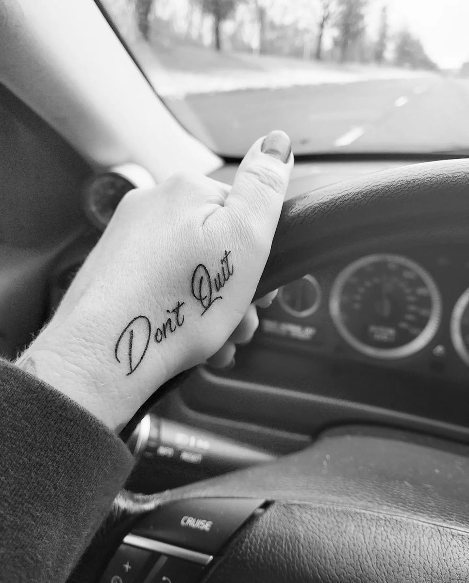 If you were looking for a sign, this is it. 👊
📸: xxsubiechicxx