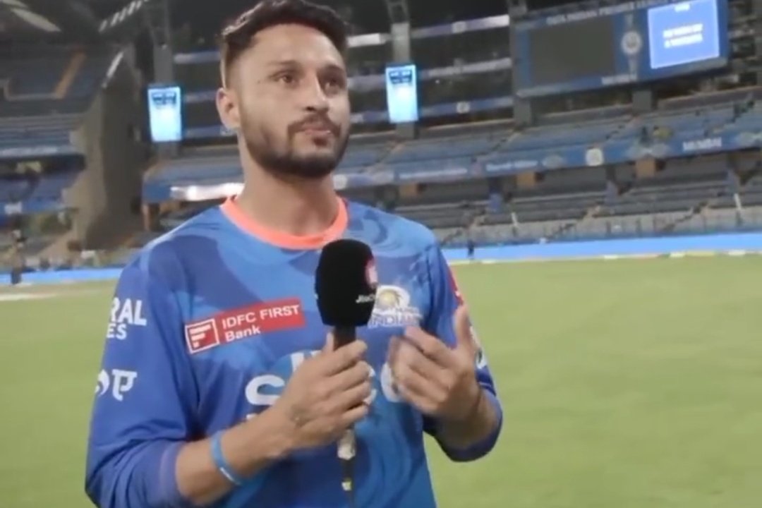 mufaddal_vohra's tweet photo. Akash Madhwal said, "Rohit bhaiya was always guiding me in the game. I was not nervous because Rohit bhaiya kept me calm. I'm learning alot from bhaiya". https://t.co/6UXaOtpss0