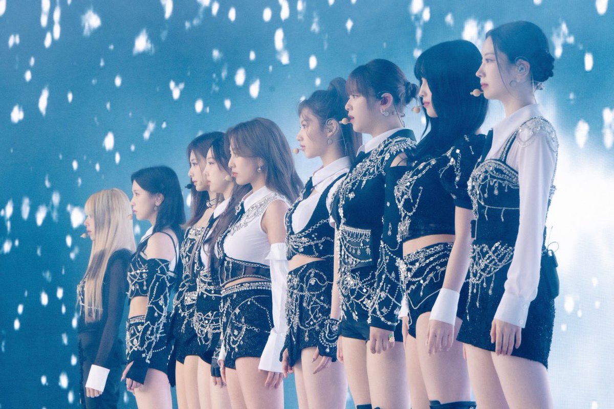ASok_yaYG's tweet photo. TWICE幸せをありがとう！
最高の1日でした。

全員可愛すぎ、歌上手すぎ、サナ可愛すぎ。

#TWICE
#READYTOBE 
#SANA
#味の素スタジアム https://t.co/yJkmIIobg3