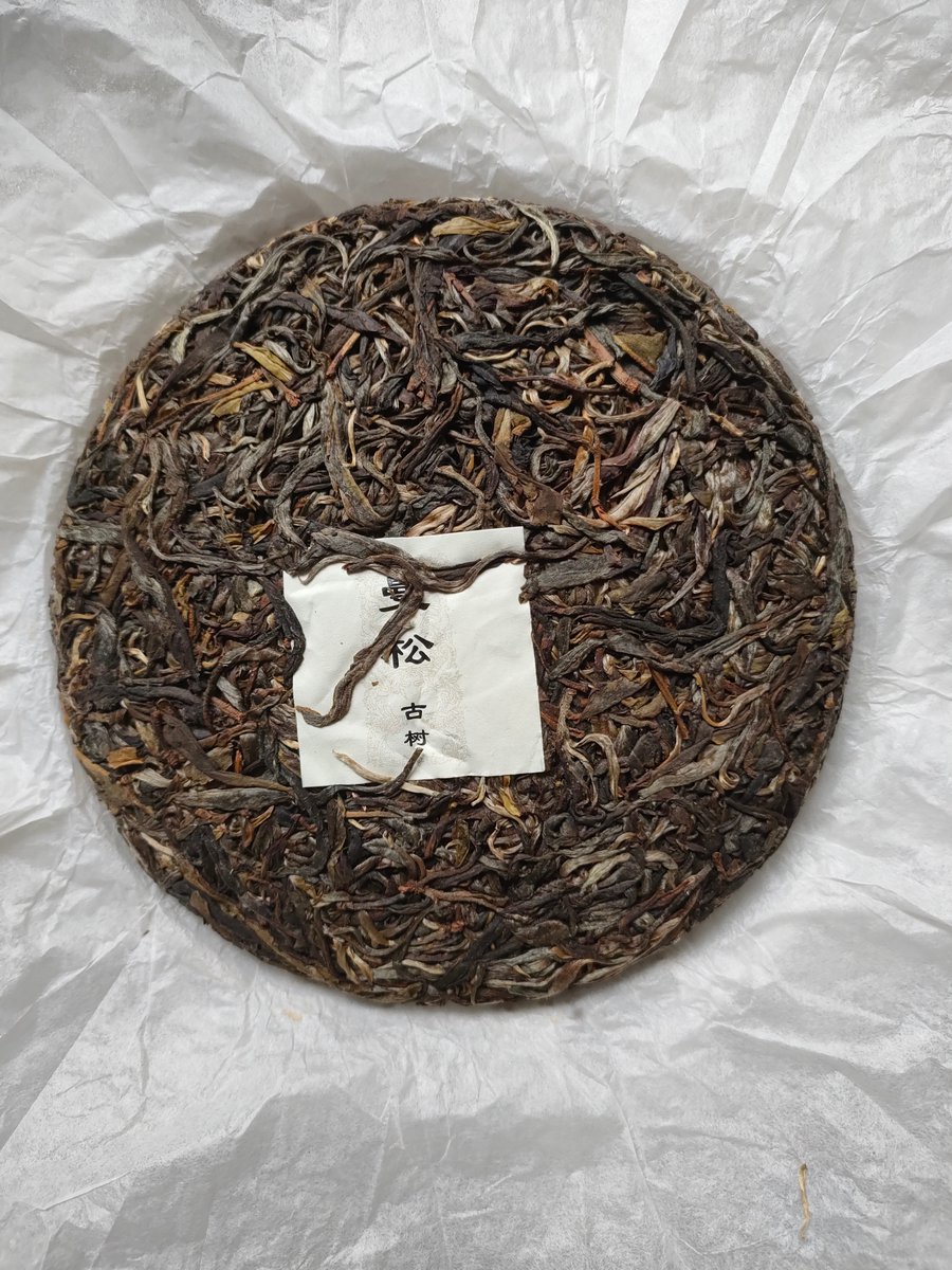 akio121's tweet photo. 本日のお茶
2022年 曼松古樹 #鈴茶堂
TAI JIAN TEAPOT - 50ML - DIAMOND GRADE #ChantingPines
50ml2g100度30、45、60、60、60
この前試飲して良かったので再確認を。
曼松の風味で蜜の先味と空気を抜くような後味がある。樹齢はそれほどでもないが、旬を感じる。いいお茶だと思う。
#茶好連 https://t.co/sbdPeTHQeO