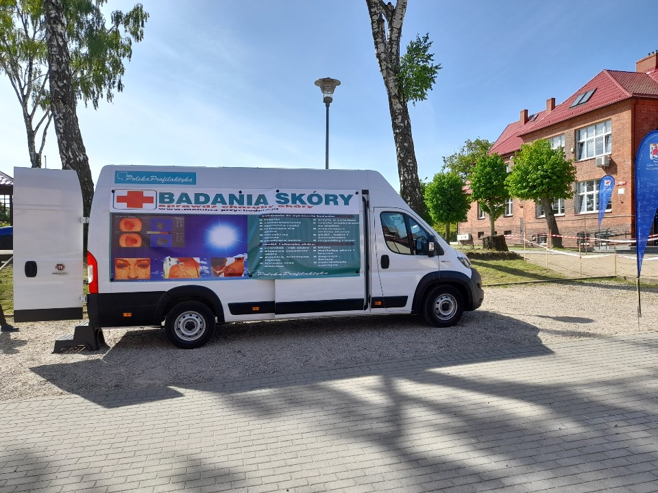 NFZ_Gdansk's tweet photo. Dziś w akcji #profilaktyka
dla mieszkańców powiatu słupskiego uczestniczy ekipa #PomorskiNFZ #Słupsk.

Zachęcamy do skorzystania z badań w #dermobus i #osteobus.

A w naszej zdrowej ofercie: #profilaktyka
#EKUZ
#IKP
#dietyNFZ.

Zapraszamy ⏰️do 1️⃣5️⃣
📍Potęgowo ul.Szkolna 2b https://t.co/6dRY1sqVZh