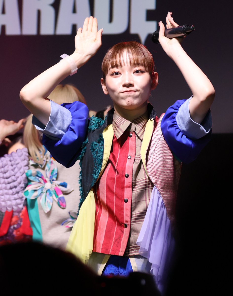 hal_chan_st0's tweet photo. 230520_ RELEASE PARTY「WELCOME TO SOMEONE'S BEST PARADE」
ウサちゃんポーズよき🥰
#ギャンパレ #OURPARADE #月ノウサギ https://t.co/KdmZfXXWA5