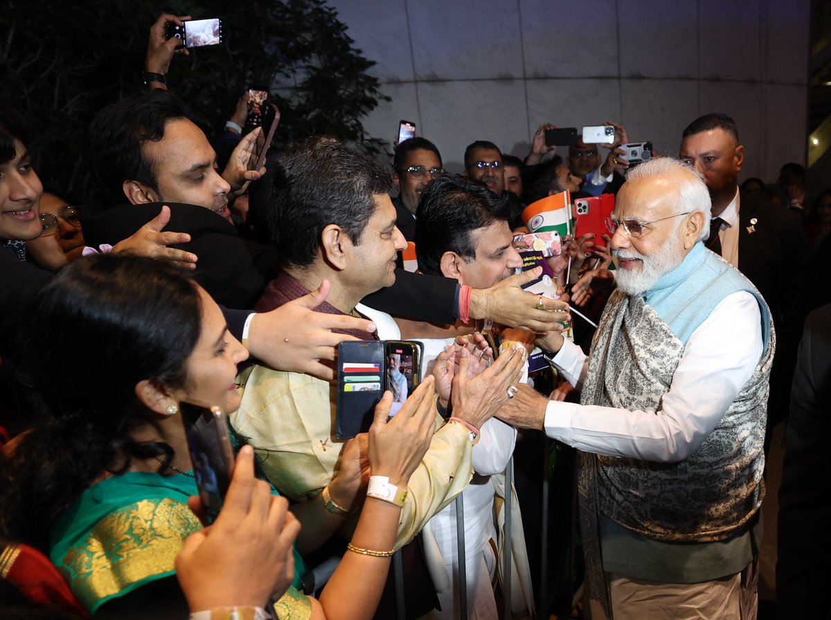narendramodi's tweet photo. Landed in Sydney to a warm welcome by the Indian community. Looking forward to various programmes over the next two days. https://t.co/gE8obDI5eD