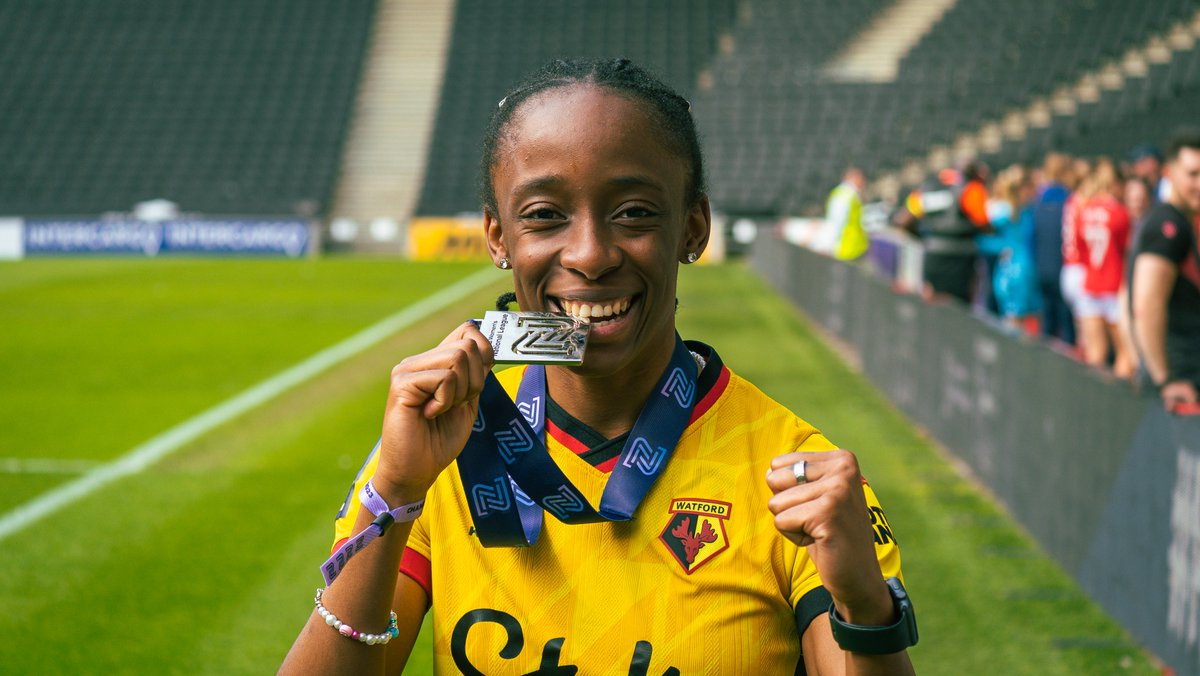 WatfordFCWomen's tweet photo. 2020/21. 🆙
2022/23. 🆙

Four Hornets heroes. 💛 https://t.co/PCnBq0I3en