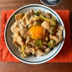 「伝説のすた丼」を再現!簡単スタミナ丼レシピ!