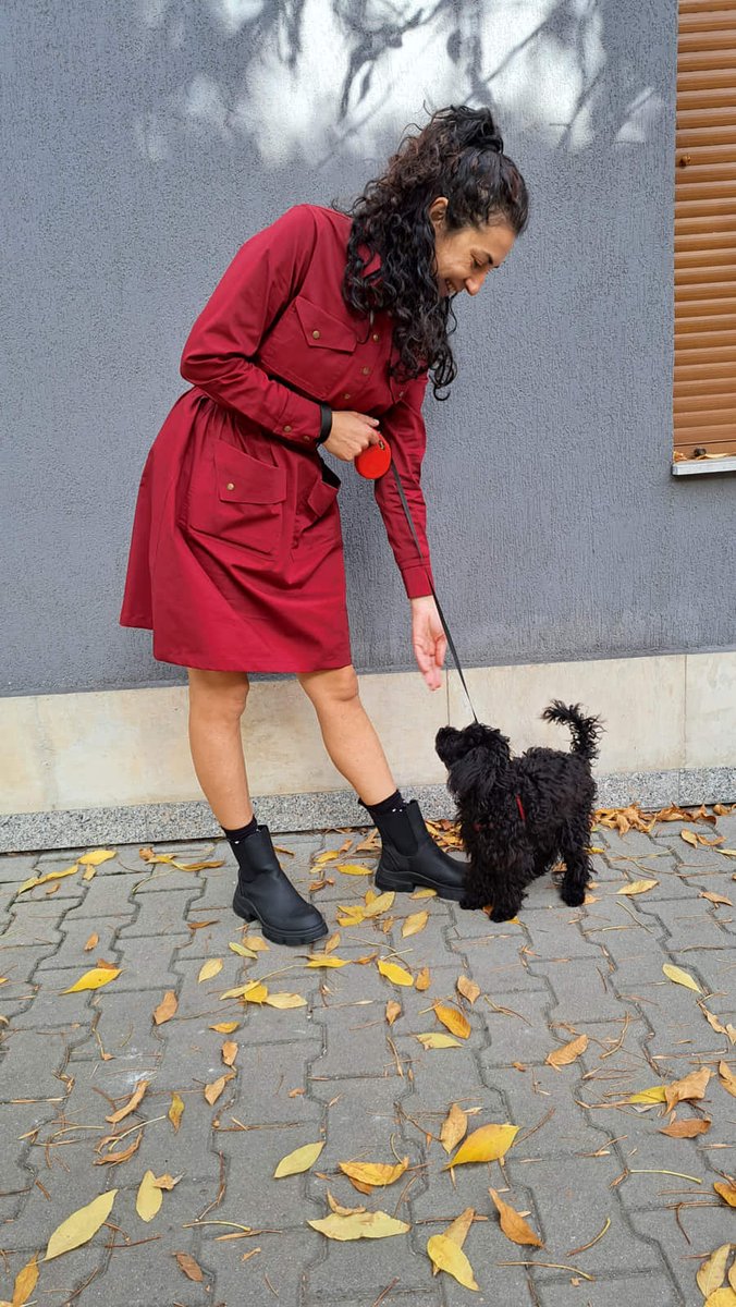 Looking for the perfect dress to wear this spring season? Look no further than our stylish and comfortable spring dress in a beautiful dark red color.
Made from high-quality cotton fabric, this dressfeatures a loose silhouette that's perfect for

ashantefashion.com/en/product/sty…