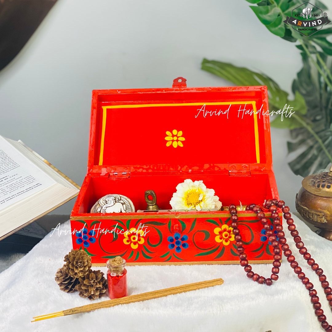 arvindhandi's tweet image. WOODEN SACRED COW POOJA BOX FINE PAINTED

#poojaroom #deepavali #traditional #ethinicjackets #puja #poojaitemsonline   #watches #onlineshopping #phoneaccessories #hairacessories #poojaarticles #kidswear #bornoninstagram #indiansinusa #shopzters #ungaralabinde