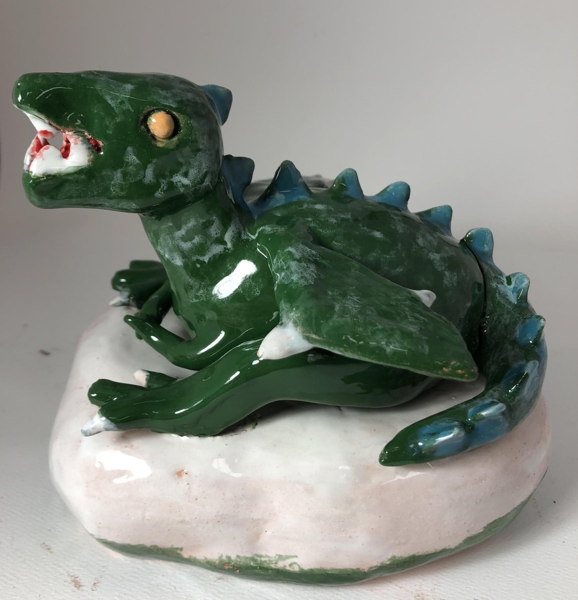 aa_mcgrath's tweet photo. The UHS Art Department is proud to feature this ceramic dragon design created by Junior Jose M. in Mrs. Willett's Ceramics 1 class. https://t.co/CX88j0oHzi