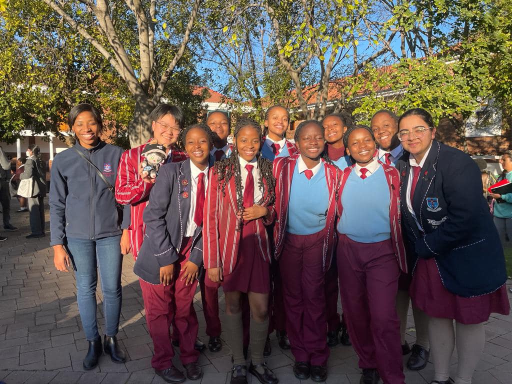 Well done to our 2 debate teams who qualified for the SACEE Gauteng Provincial Team. We are extremely proud that our Grade 11 team has a strong chance of reaching the provincial knockout rounds. This is an amazing achievement as Holy Rosary has not had a Debate Team since 2009.