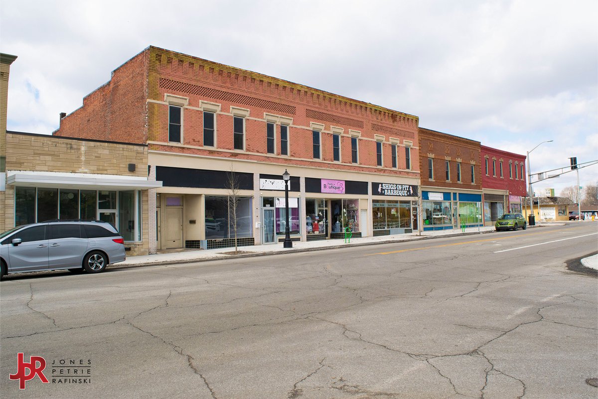 #ProjectSpotlight: Fairfield Avenue Streetscape (Fort Wayne, IN) 

JPR was commissioned to help revitalize the neighborhood by creating an aesthetically pleasing streetscape and providing safe access to businesses along the corridor. #JPR #Streetscape #CommunityRevitalization