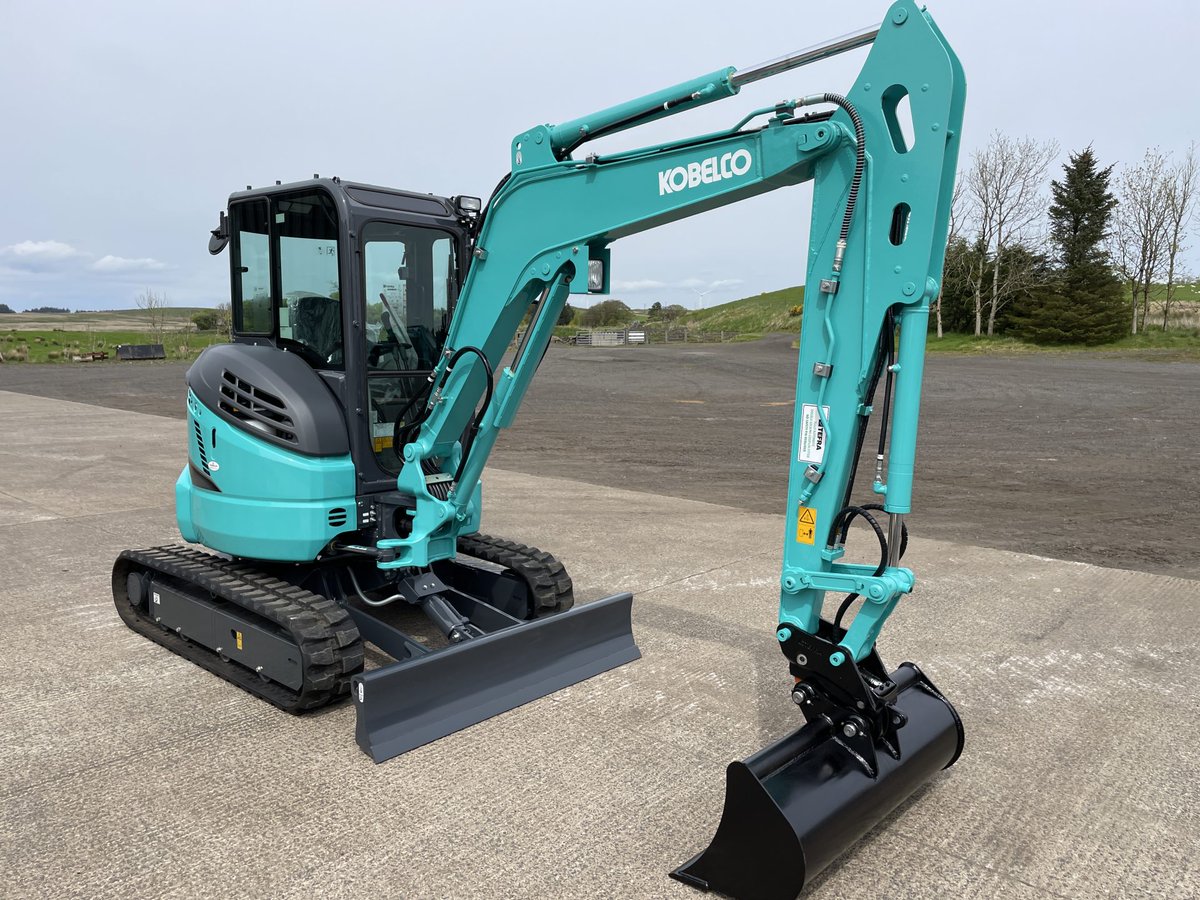 NOW IN STOCK
New Kobelco SK35SR-6E Excavator

Get in touch for a quick quote
📞 07767 824210

corsehouse.co.uk/car/kobelco-sk…

#kobelco #SK35 #handbuiltinjapan #planthire #plantsales  #constructionsite #selfdrive #constructionequipment #landscaping #newdigger #minidigger #builder