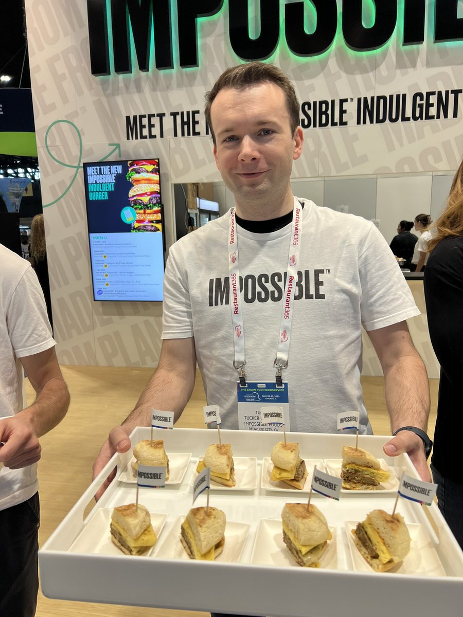 anoyes's tweet photo. Ready for the #Monday #breakfast rush at #2023RestaurantShow! @justegg is proud to collaborate with our #plantbased friends at @TiNDLE_foods @ImpossibleFoods @B4theButcher & others at @NatlRestShow #ReallyGoodEggs https://t.co/eCWgKayaSO