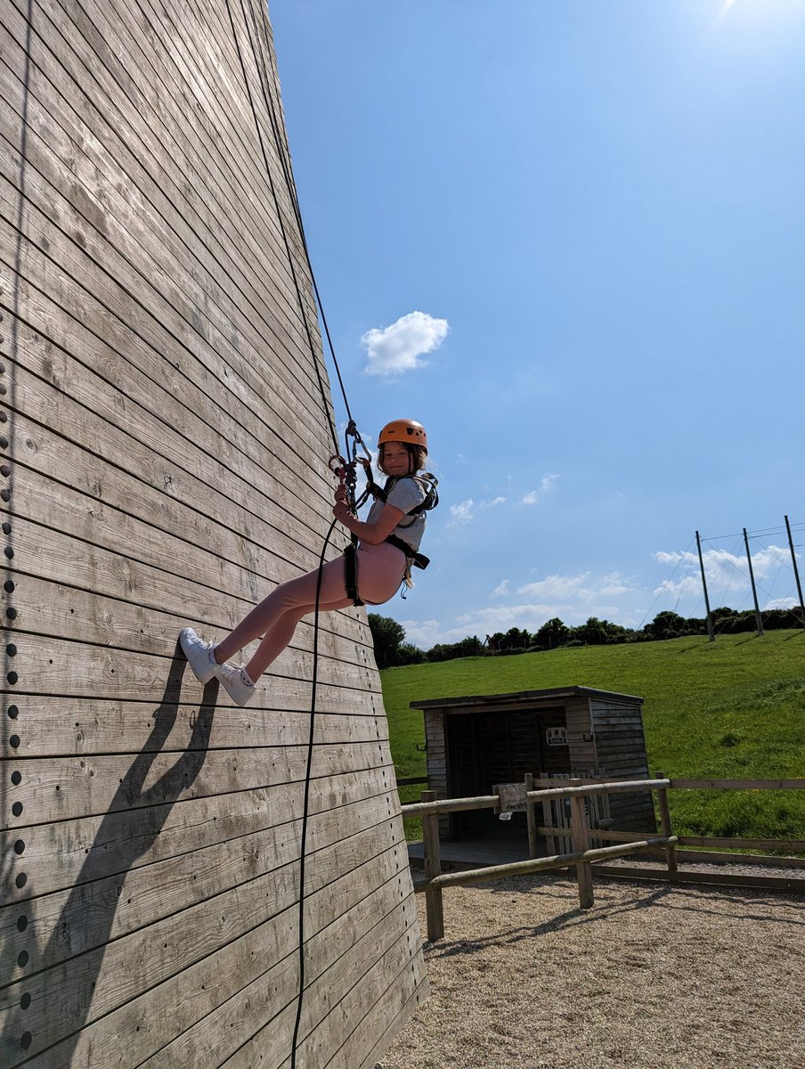What a weekend! Year 6 have enjoyed an incredible time at @PGL, abseiling, dragon boating, giant swinging-ing, beach walking, street surfing...we loved every minute. Huge thanks to Layna, you were awesome 😎😍