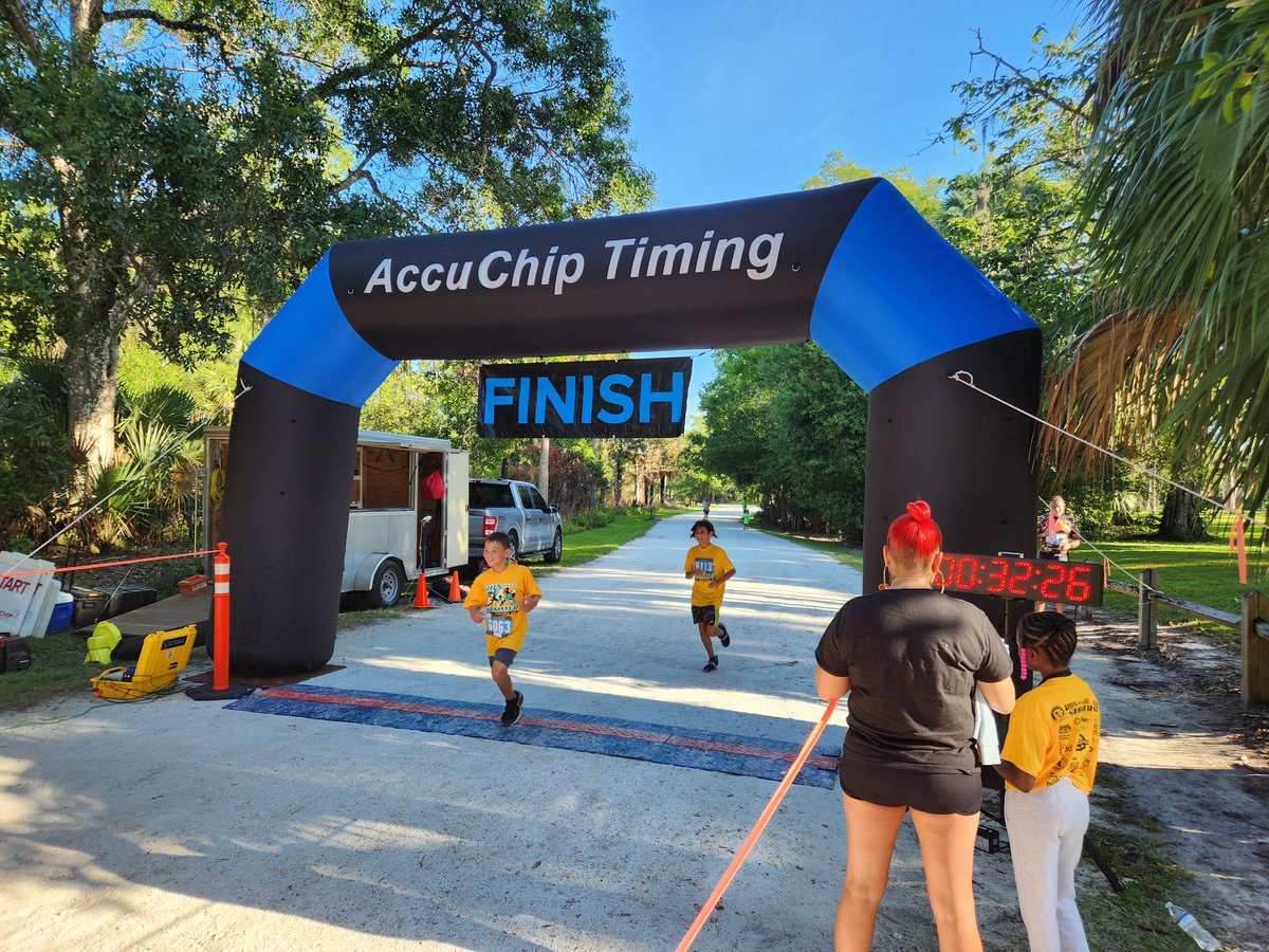 CoachGlynnPE's tweet photo. Yesterday was so much fun at the @AllamandaES #RunIntoSummer! Thank you to @CoreyFerrera @CoachStarr_AP Ms. Kirby, @MissGudgell and all of the other staff and vendors, including @DigitalVibezInc that helped to make this event a huge success! #HealthAndWellness #FUNdraiser https://t.co/muhg2EjgQ4