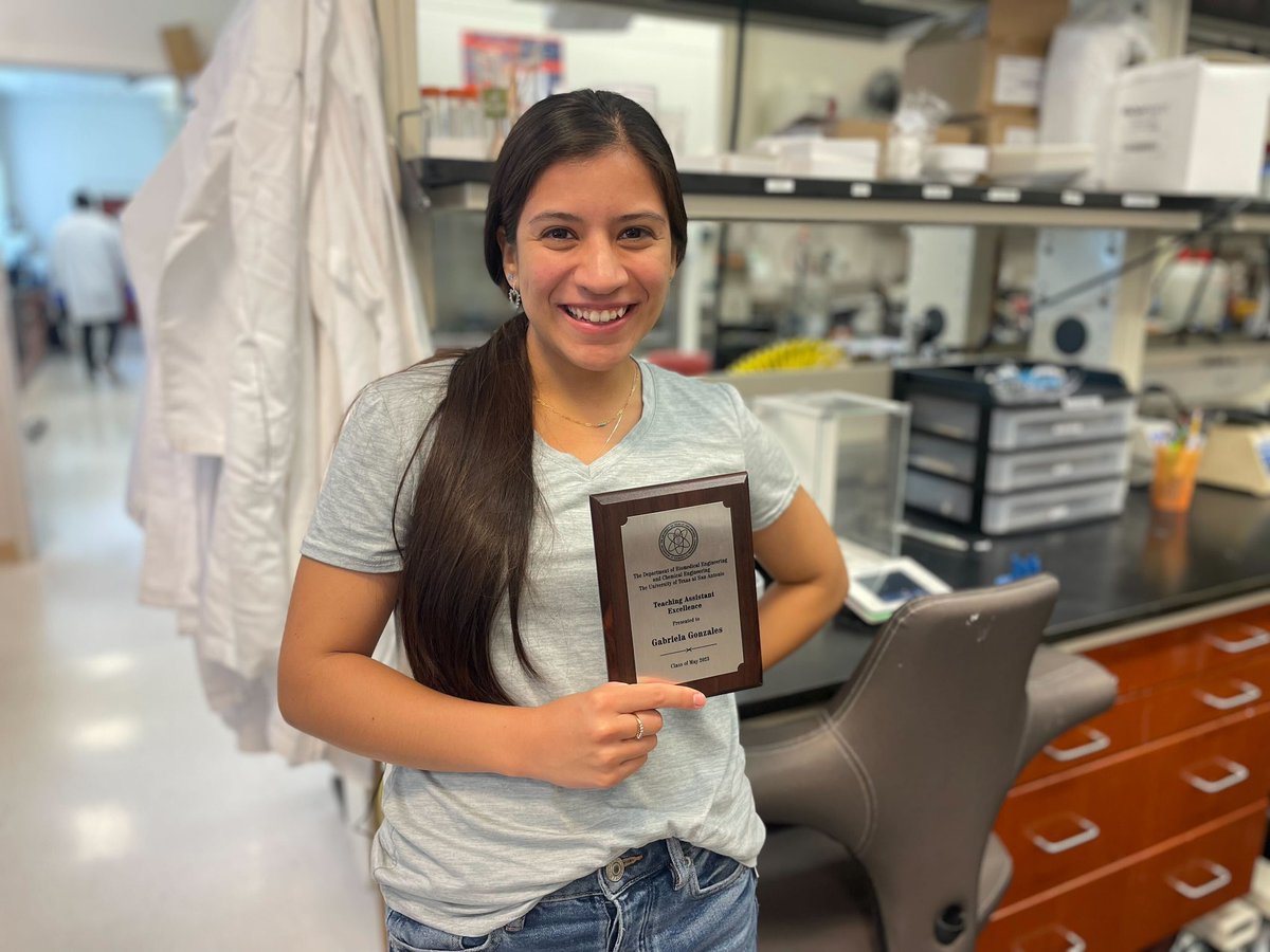 The graduating <a href="/BmeUtsa/">BME UTSA</a> class voted <a href="/Gab_CGonzales/">Gabriela C. Gonzales</a> for the Teaching Assistant Excellence award this year!!! Congratulations 🎉 So proud of all the effort she’s put into making their Senior Design experience fruitful and a “capstone”! #Kudos <a href="/BMEGS_SA/">BMEGS San Antonio</a> <a href="/utsa_ceid/">Klesse College at UTSA</a>