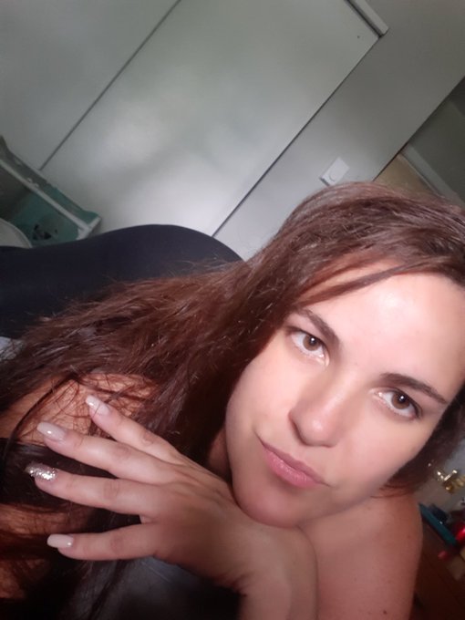 Say hi if you like milf Monday https://t.co/PqbL6quRvV