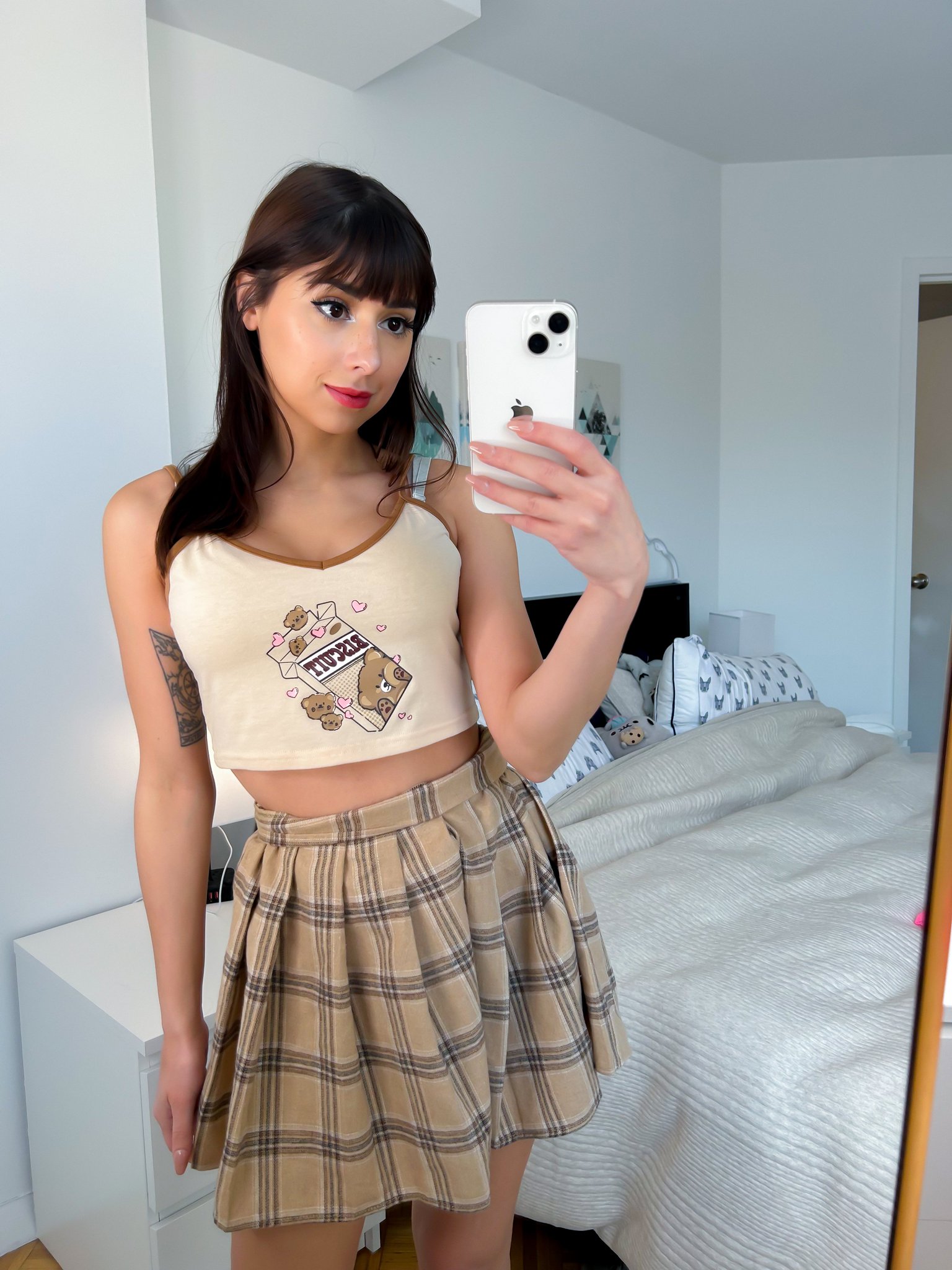 TW Pornstars - Luna Rexx 🌙💫 🍌. Twitter. Wanna play Zelda with me? 🤗. 6: