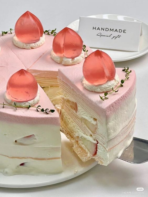 daily_dolce's tweet photo. Jelly peach cake https://t.co/qoLugMzaO2