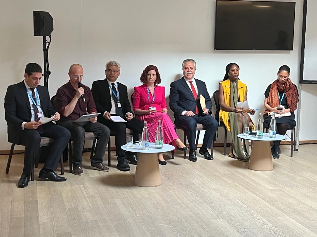 governance_hs's tweet photo. Join us for the panel discussion on institutionalizing social participation for PHC, UHC and health security with 🇹🇭🇧🇷🇹🇳🇸🇮🇳🇴🇲🇬  @PHMglobal @cwealthstudents https://t.co/yaPbIwUj2I