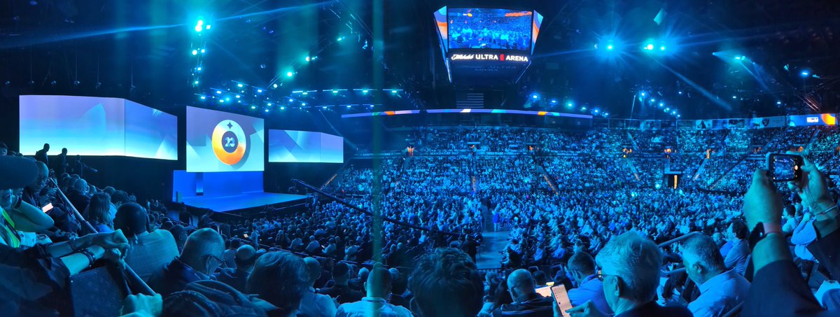 TheSlotthammer's tweet photo. Quite the crowd for our opening Keynote this morning @DellTechWorld #DellTechWorld2023 https://t.co/bNClqYsaMP