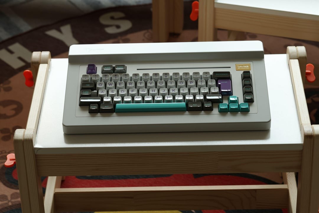 TecladosTop's tweet photo. 📌 Lo más top ahora mismo en /r/MechanicalKeyboards: JTK Hsa Hyperfuse coming soon instock https://t.co/8cp9mCH1sT https://t.co/nLIJALi4Yn