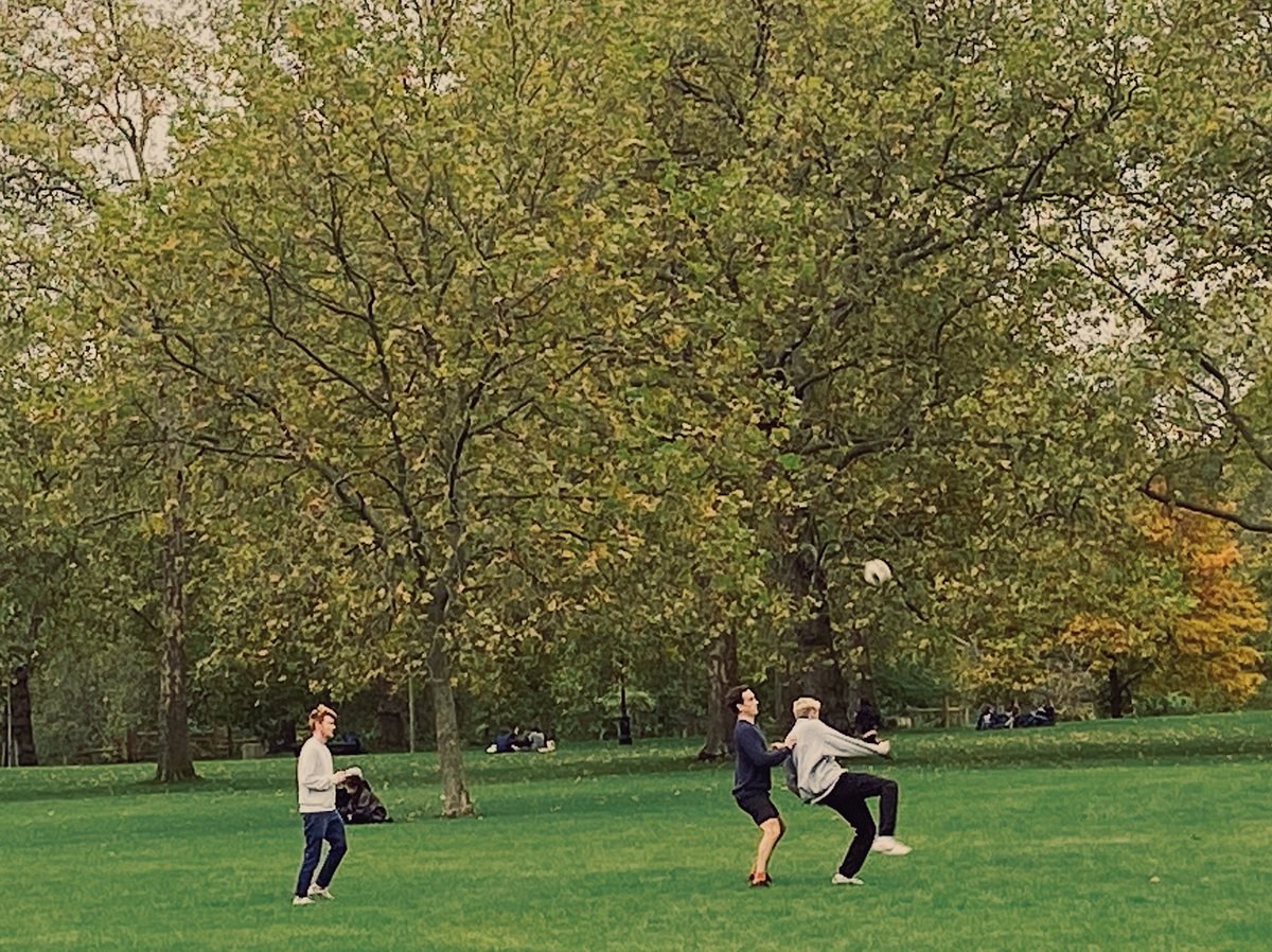 BextiyarCom's tweet photo. London Handy｜Green Park Green Park🚩, Green looks even greener when you come to Green Park on a cloudy day🌲 https://t.co/qWYhtTnLiD