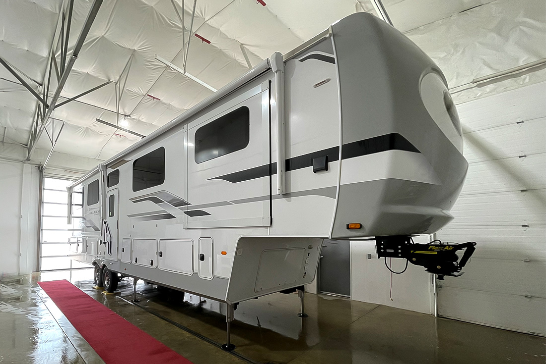 SylvanLakeRV's tweet image. Long Weekend 🚨NEW INVENTORY ALERT🚨

The 2021 Palomino Columbus River Ranch 390RLW (Stock 3038A4) is a luxury, like-new #5thwheel available for sale now!

sylvanlakerv.com/listings/2021-…

#PreOwnedRV #rvforsale #reddeer #5thwheellife