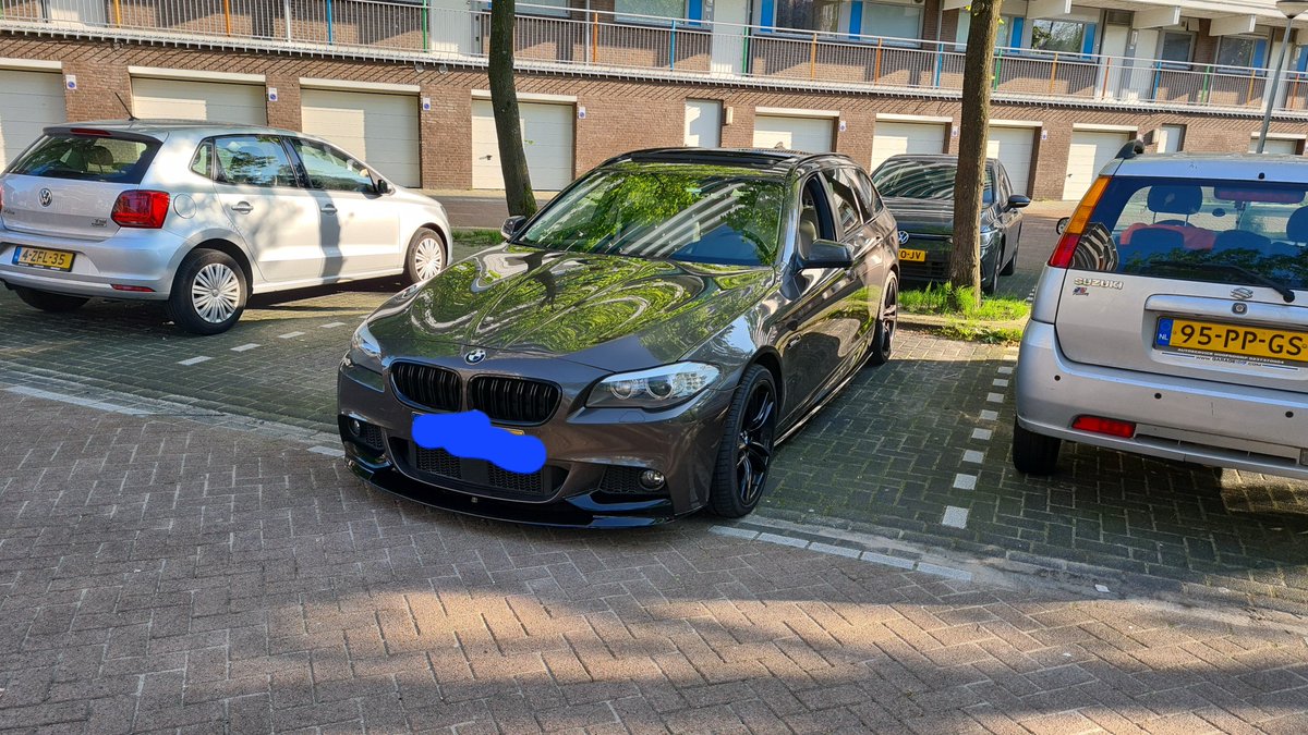 The new whip, worked hard and figured i should reward myself. More photos to come!