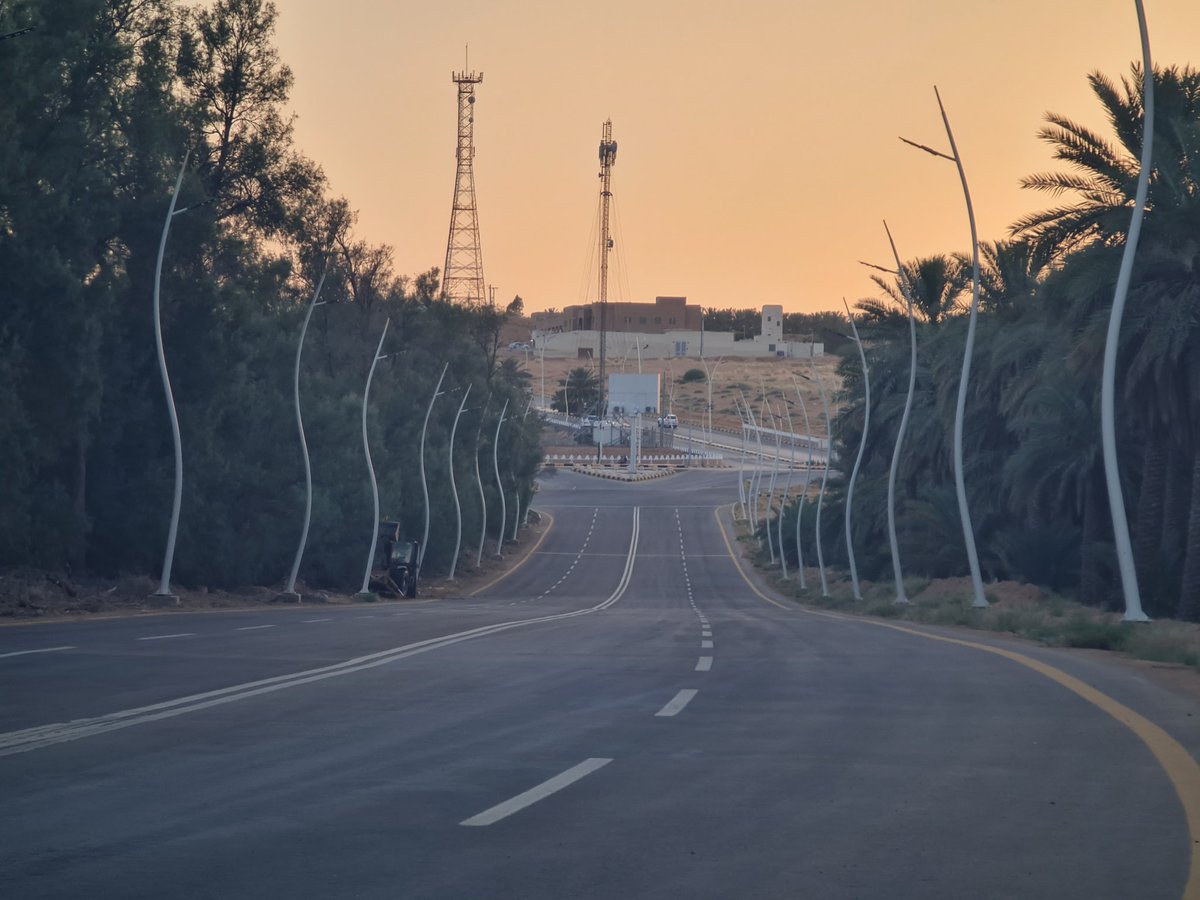 etlalea's tweet image. من #الشرق الجال الصخري بشعابه و #المستوي وشغاياه  و نفود #الثويرات ومن الغرب نفود الشماسية  وقاع #بولان 
إنها #محافظة_الشماسية #لؤلؤة_القصيم