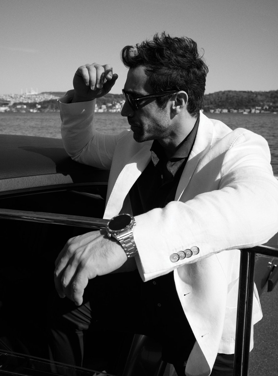 ibrahimc_infans's tweet photo. 🆕 Post| @MarieClaireTR

“Life &amp; career are both a very long journey &amp; you continue to learn in every second of this journey. It always continues by adding to my learning journey.”
İbrahim Çelikkol x MarieClaireMan Summer 2023

#İbrahimÇelikkol
#HuaweiWatchUltimate @HuaweiTurkiye https://t.co/Zmx4lRTkvr