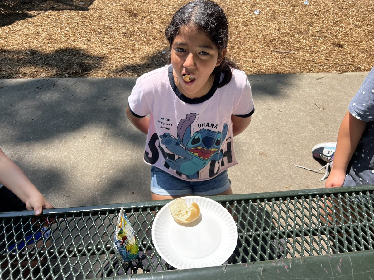 ms_enright's tweet image. One of my favorite days with the kids, park day! We had a great time hanging out before they move on to middle school. #3TEpride #ISDstrong #ISD5thgrade