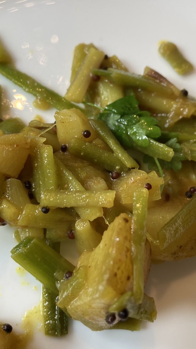 AlipaAri's tweet photo. Cooked wild garlic #forestfood https://t.co/F7nl3lddyT