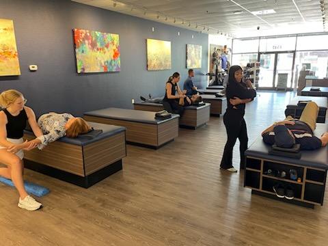 Last week, our Tuesday Lakeland Chamber Leads Group members headed to StretchLab (Lakeland FL) for their monthly field trip. They had the opportunity to participate in stretching demos and meet their amazing staff.