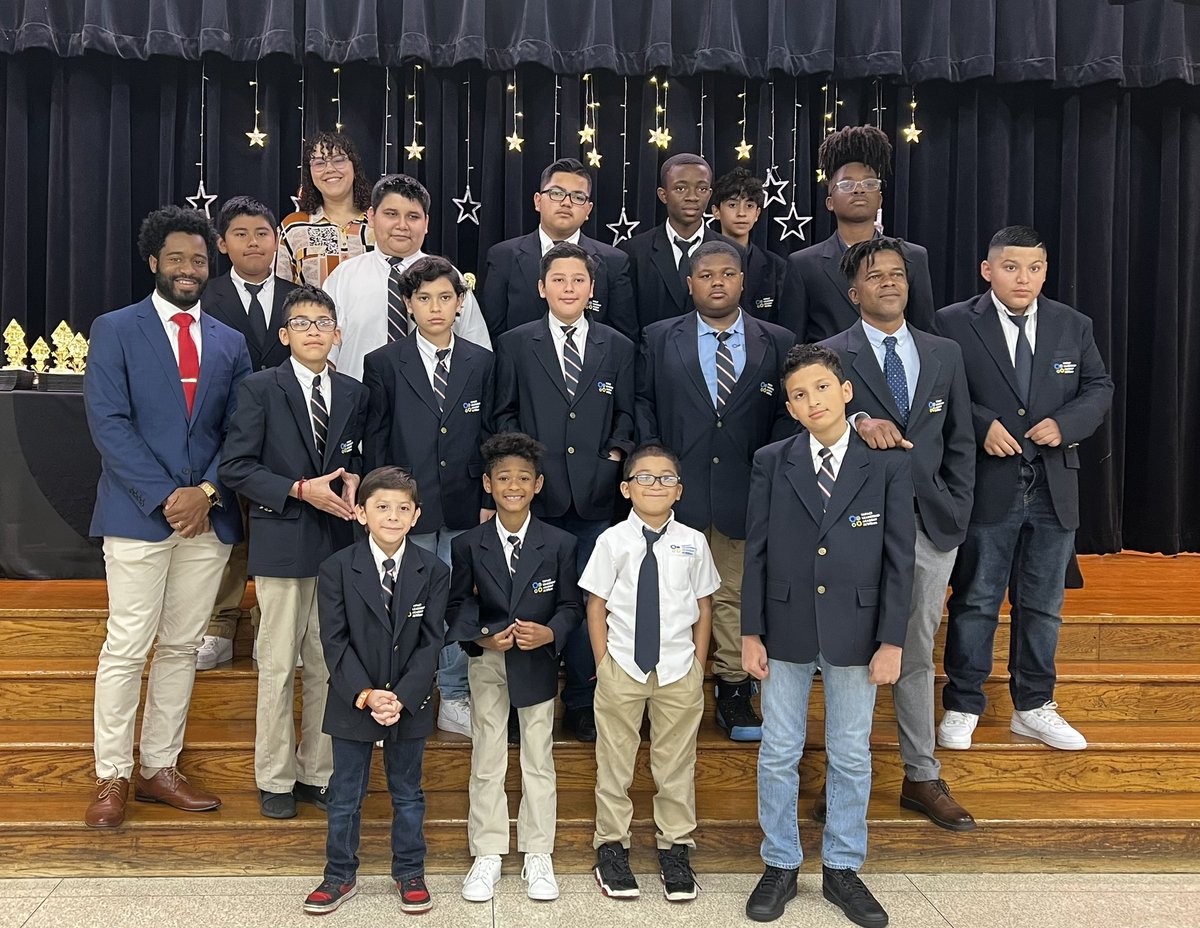 👑♟️The Impact Leadership Academy Chess Club is dominating the board! In just one year, these brilliant minds have made incredible strides, showcasing their strategic genius and dedication. Check out their inspiring journey here: bit.ly/3q6EKyw #AldineConnected