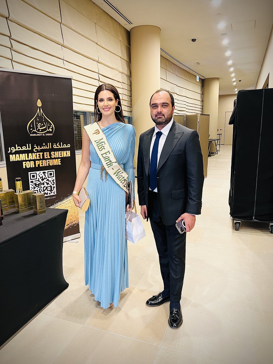 At the GWA ceremony, at Burj Khalifa in Dubai, with Miss Earth. It’s humbling and gratifying to meet such amazing people from around the world! #redcarpet #dubai #burjkhalifa #missearth #SarfrazAkbar #2023du