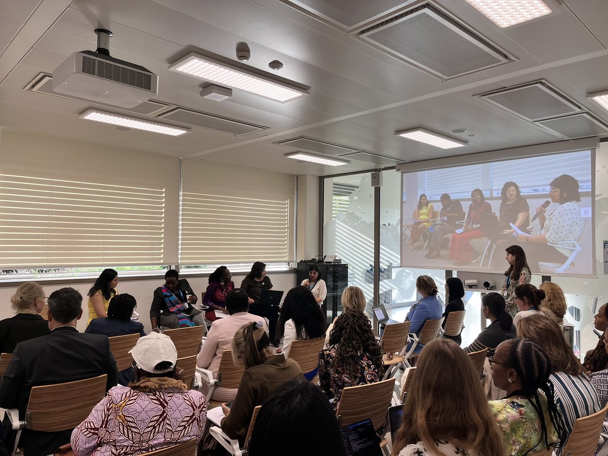 #SRHR @womeningh event Argentina Health Minister @carlavizzotti described Argentina’s massive progress on SRHR including passing laws on voluntary pregnancy interruption which, in just 2 years, has reduced 40% deaths due to unsafe abortion #WHA76