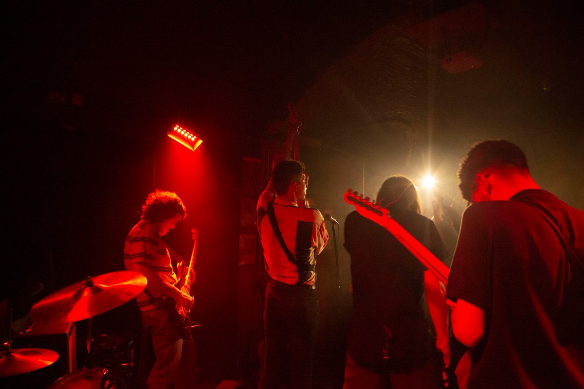 THIS SATURDAY WE ARE PLAYING A SHOW. IN GLASGOW. THIS SATURDAY.

TICKETS: tickettailor.com/events/b12ente…