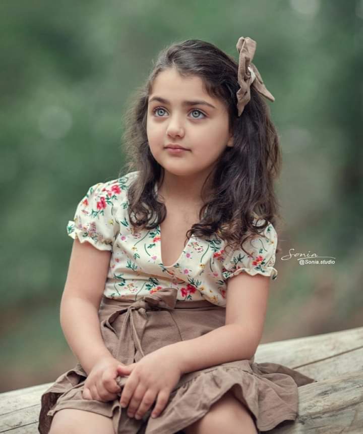 «الشَّوقُ أعظمُ أن يُبدِيهِ وَاصِفهُ
كُلِّي إليْك مَع السَّاعاتِ مُشتَاقُ!»
#قروبات_ريم_للاضافات_والدعم