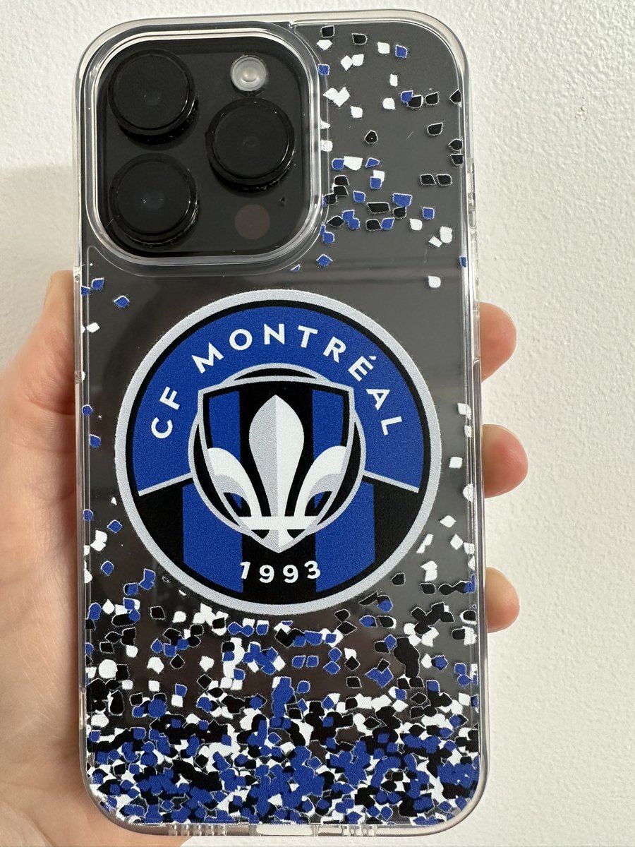 New @cfmontreal phone case 🤩😍
#cfmtl #allezmtl