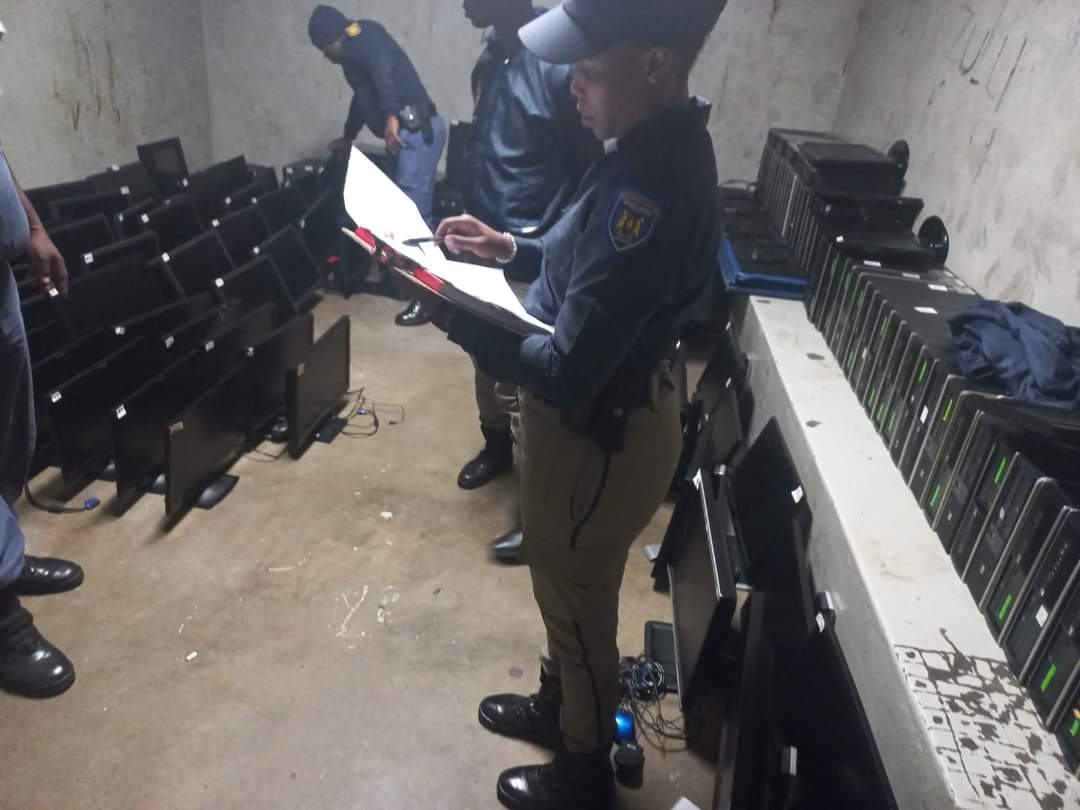 Vehicle Trackers on Twitter "JMPD OFFICERS UNCOVER AN ILLEGAL ONLINE